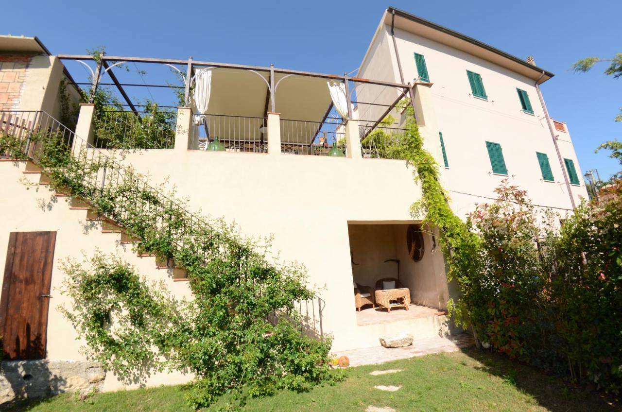 Al Colle Di Lari Villa Exterior photo
