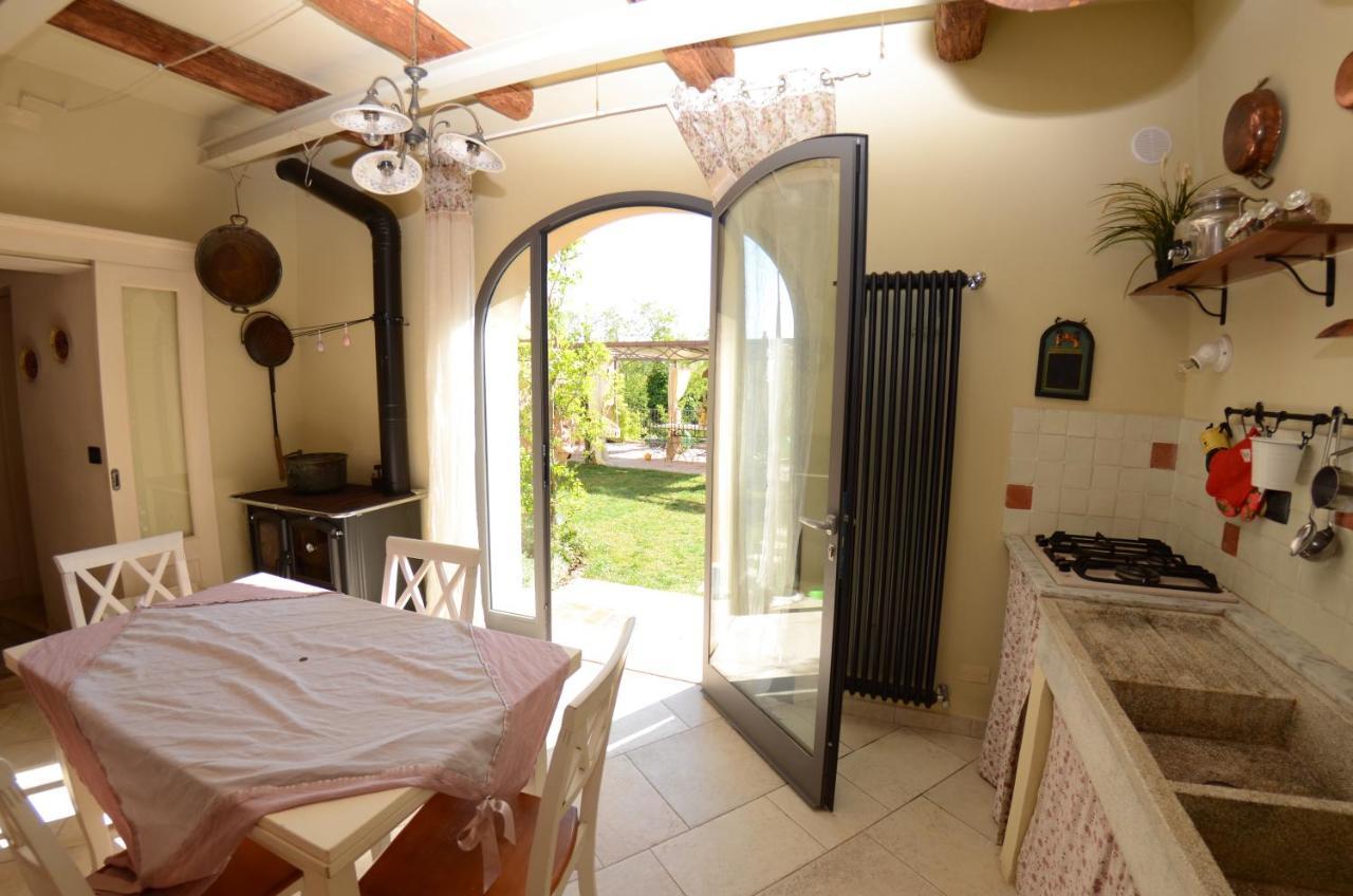 Al Colle Di Lari Villa Exterior photo